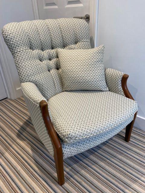 Vics Chair