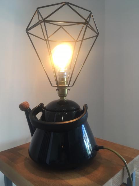 Kettle lamp