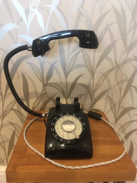 Telephone lamp
